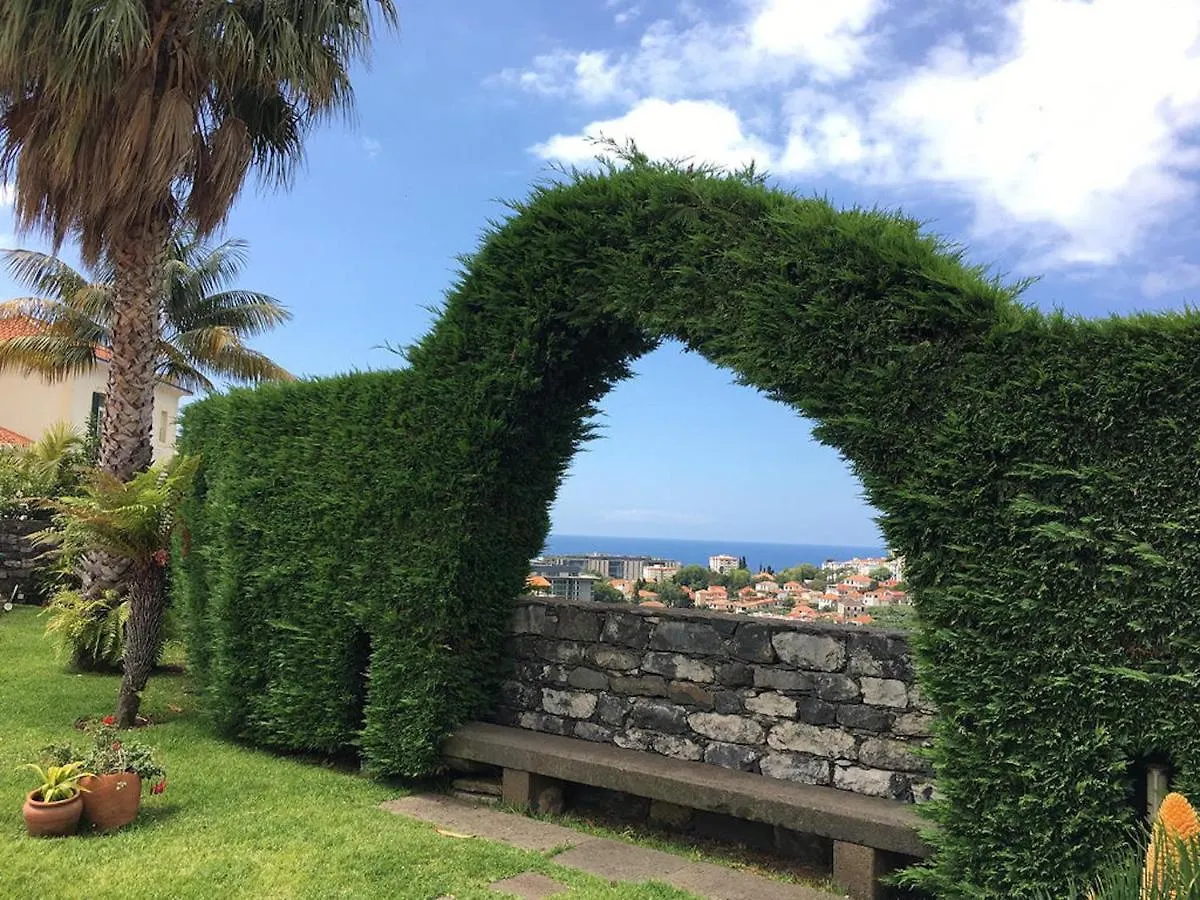 Konukevi Casa Charmosa Otel Funchal